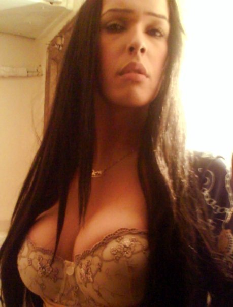 Olivia 31 Escort McCaskill