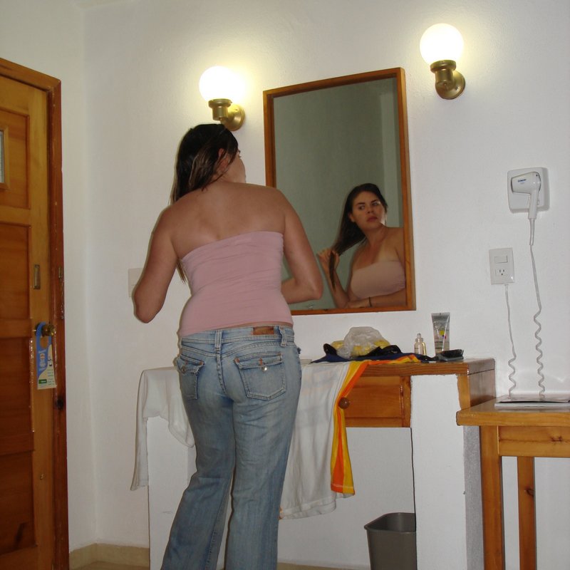 Lacey 22 Escort Spring Hill