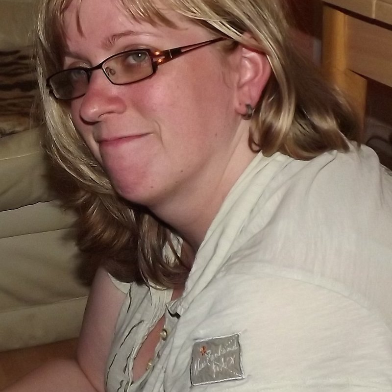 Maude 32 Escort Anlauf