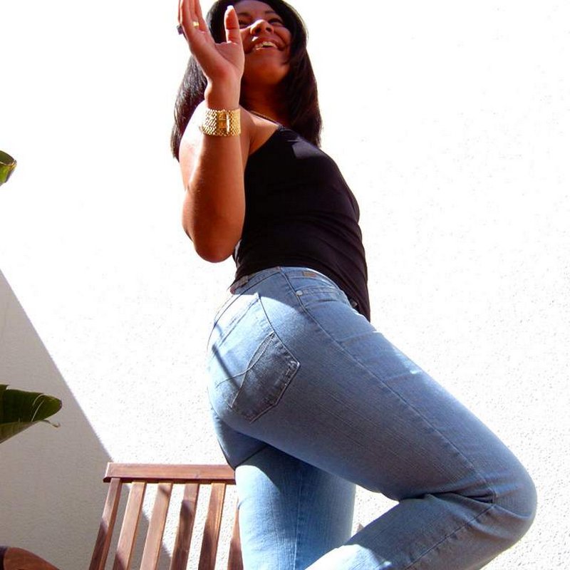 Amelia 32 Escort in Piney Point Village