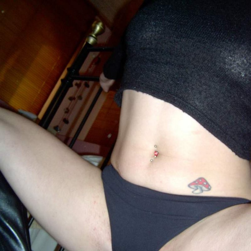 Laurine 23 Discreet escorts Parkin