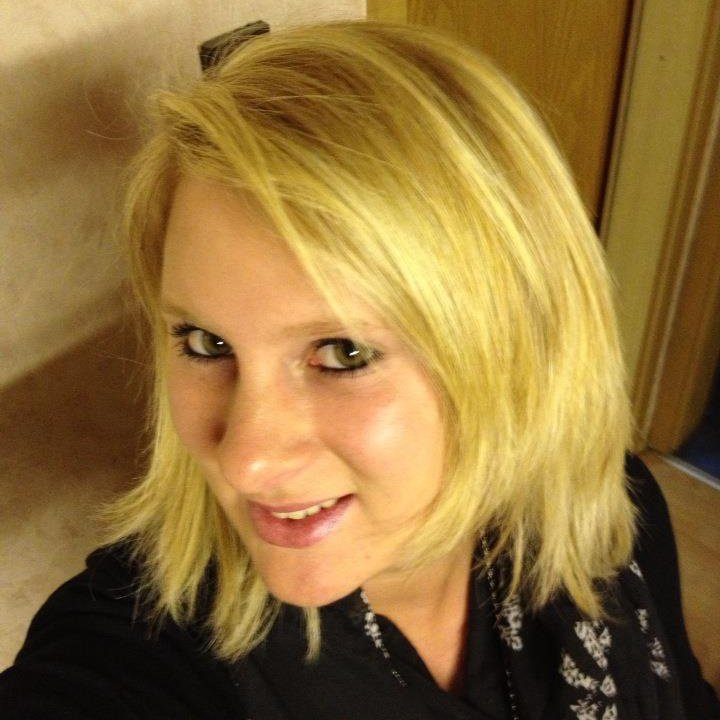 Vicky 25 Escorts Yost