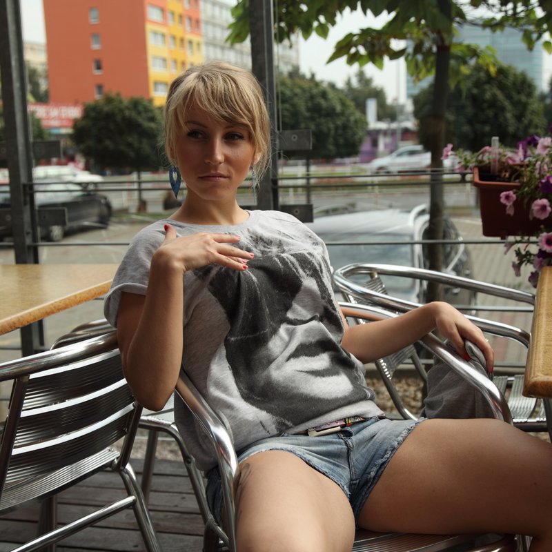Michelle 21 Escort Chakpahu